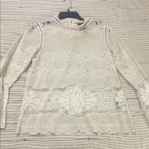 Chic Lace Women's Blouse in Cream